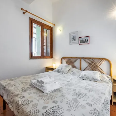 Accu Is Prezzus Tipo H Fronte Mare Holiday home Villasimius